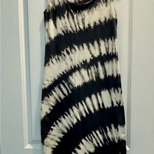 RD Style Monochrome Tie-Dye Midi Dress